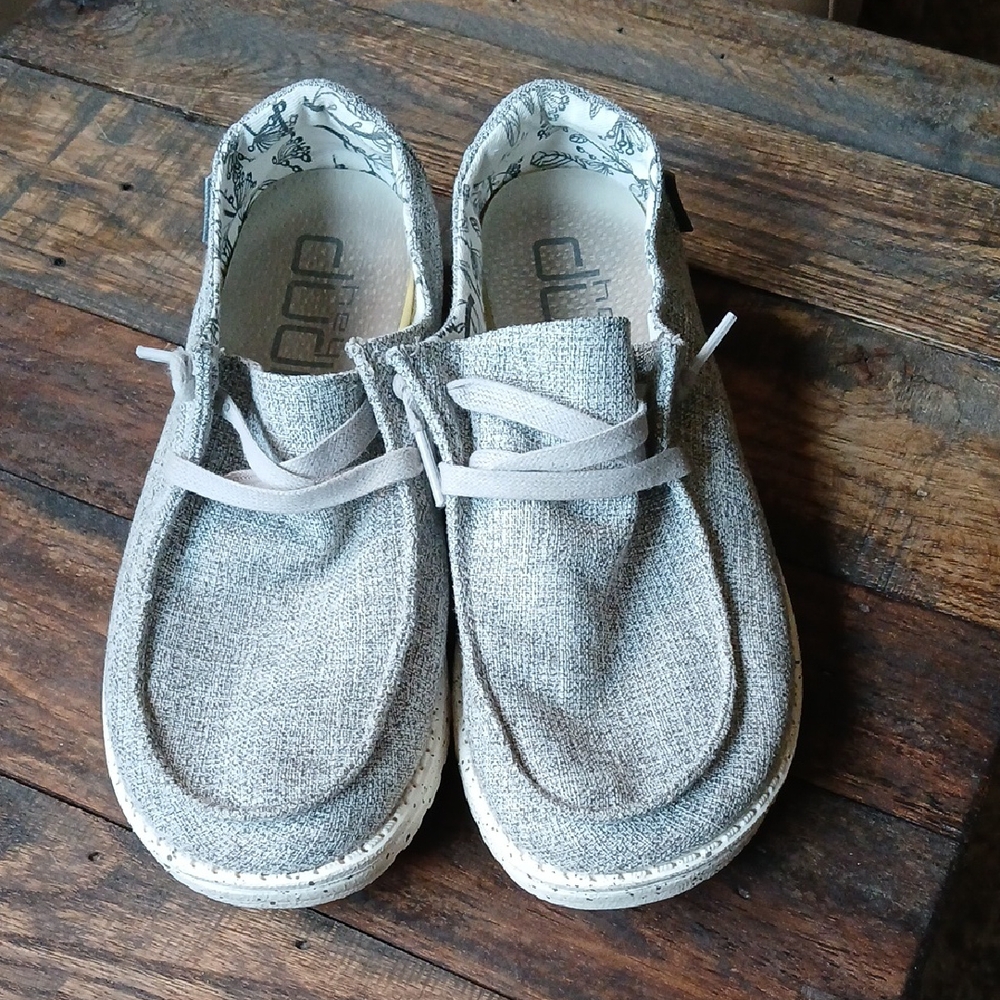 Hey Dude women's Moccasins in Gray